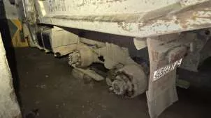 Грузовой самосвал ЗМЗ-5327, г.в. 1990, грн М300ОК 75RUS. Среднее неудовлетворительное состояние. Требует восстановления и проведения капитального ремонта основных агрегатов и узлов. Требует доукомплектации. Восстановление значительно затратно. Внешний вид неудовлетворительный. Грузовой автомобиль…