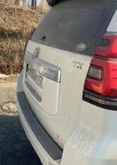 Автомобили легковые TOYOTA LAND CRUISER PRADO 2018 года выпуска, пробег 140000.00 км, VIN: GDJ150 0033718, цвет кузова: белый, местонахождение: Приморский край, Владивосток, Невельского ул, дом 3