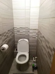 Квартира 50.4 кв. м, Орловская область, город Орёл, улица Орловских Партизан, дом 3, квартира 130. Кадастровый номер 57:25:0040224:347, общая площадь 50.4 кв. м, вид права – собственность.