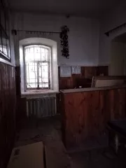 Земельный участок общей площадью 650 кв.м. с кадастровым номером: 43:41:000042:173, по адресу: Российская Федерация, Кировская область, г.о. город Вятские Поляны, г. Вятские Поляны, ул. Советская, з/у 15 с расположенным на нем объектом федерального имущества – нежилое здание общей площадью 212,4…