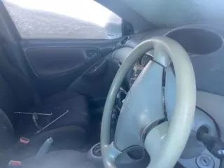 Лот № 11 –  Транспортное средство Toyota Vitz, г/н Е827НР14, 2001 г.в., объем двигателя 1296 куб.см., мощность двигателя 87 л.с., цвет – синий. Ключи и документы отсутствуют. Лот № 11 –  Транспортное средство Toyota Vitz, г/н Е827НР14, 2001 г.в., объем двигателя 1296 куб.см., мощность двигателя 87…