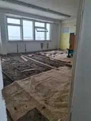 Нежилое здание школы 2416,3 кв.м и земельный участок 9580 кв.м Саратовская область Нежилое здание школы, расположенное по адресу: Саратовская область, Марксовский р-н, с. Яблоня, ул. Центральная, д. 15, общей площадью 2416,3 кв. м, кадастровый номер 64:20:041101:323; - земельный участок…