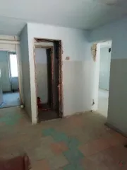 Нежилое помещение нежилое помещение, расположенное на 1 этаже жилого дома 
Общая площадь: 290.7 
Общие сведения об ограничениях и обременениях : нет 
Вид ограничений и обременений: нет 
Назначение нежилого помещения: нежилое 
Расположение в пределах объекта недвижимости (этажа, части этажа…