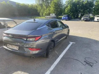 JAC J7, 2023 года, 136 лс, 130000 км, АКПП еще Легковой автомобиль JAC J7, год выпуска   2023, цвет   серый, VIN   MX1J7AGGXPK054230, рег. номер В079СО122. Имущество находится в залоге у ПАО  Банк Уралсиб . Пробег уточнять при осмотре.