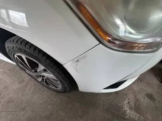 Citroen DS4 2012, 150 лс, 223616 км, АКПП. Легковой седан (не на ходу), белого цвета, VIN VF7NX5FEACY563166, ГРЗ В241ОА161, двигатель 10FJBZPSASF06 1537541, СТС 9961 854319.