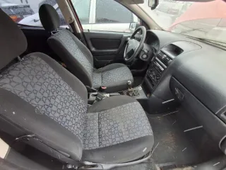 Автомобили различных марок: Lada, Volkswagen, Daewoo, Toyota, Chevrolet, Opel, Renault. Модели: 21121, 2107, Passat, 21099, 211540, Nexia, Astra, Niva. Годы выпуска: 1991, 2007, 2008. Объем двигателя: 1499, 1568, 1596, 1690, 1984 куб. см. Мощность двигателя: 75.0, 78, 80.0, 82.0, 89.0, 101.0, 107…