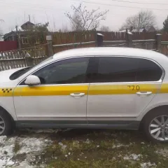 Skoda Superb 2014 года, 152 лс, 140000 км, идентификационный номер TMBAB83T5F9011924, номер кузова TMBAB83T5F9011924, цвет кузова белый-желтый-серый, тип двигателя бензиновый на бензине, номер двигателя CDA 460426, рабочий объем 1798 см3, мощность 152 л.с. (112 кВт), тип коробки переключения…