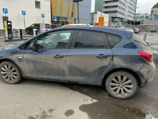OPEL Astra 2010. Автомобиль марки OPEL модель Astra 2010 г.в. VIN-номер W0LPD6DD8BG019620. Имущество является предметом залога ПАО «СОВКОМБАНК» (ИНН 4401116480; ОГРН 1144400000425), адрес 156000, Костромская область, г. Кострома, пр-кт Текстильщиков, д. 46.