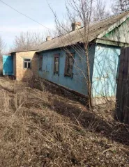 Доли дома 41,1 кв.м и земельного участка 3700 кв.м, Ростовская область 1/5 доля дома и 1/5 доля земельного участка в Ростовской обл. еще 1/5 доля дома и 1/5 доля земельного участка в Ростовской обл. еще 1/5 доли в праве на жилое здание, площадью 41,1 кв. м., кадастровый номер: 61:22:0020101:2476, и…