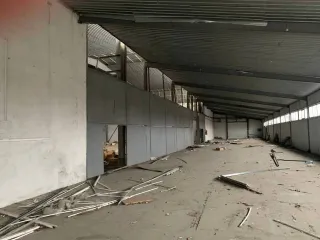 Здание 7858,3 кв.м и земельный участок 13650 кв.м в Калининградской области, Гурьевский район, поселок Поддубное, улица Лесная, дом 1. Земельный участок кадастровый номер 39:03:090910:24, площадь 13650 кв.м, категория земель: земли населенных пунктов, вид разрешенного использования: для…