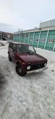 Лада 21213 Нива, 2001. Автомобиль Lada 21213 Niva, г/н А726НН24, 2001 г.в., VIN XTA21213021621955, двигатель № 21231 6719311, цвет темно-бордовый, комплектность и состояние не проверялась, данное имущество обращено в доход государства. Находится в Шарыповском районе. Автомобиль Lada 21213 Niva, г/н…