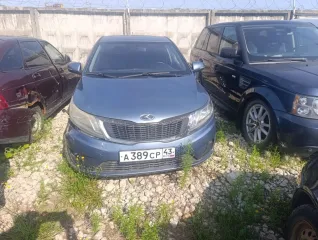 Kia Rio 2013 легковой автомобиль. Идентификационный номер (VIN): Z94CC41BADR121456. Год выпуска: 2013. Номер кузова: Z94CC41BADR121456. Мощность двигателя, л.с. (кВт): 123 (90). Рабочий объем двигателя, куб. см.: 1591. Тип двигателя: бензиновый. Экологический класс: четвертый. Сломан передний…