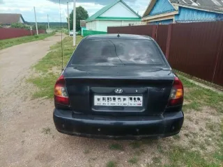 Hyundai Accent 2004 года, 102 лс, 245000 км. Легковой автомобиль, марка: HYUNDAI ACCENT, год изготовления: 2004, VIN: X7MCF41GP5M025860, мощность двигателя, л. с. (кВт): 102 (75). Пробег уточнять при осмотре.
