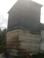 Водонапорная башня 19.8 кв.м и скважина 6.5 кв.м Красноярский край сооружение (ВНБ) по адресу: Россия, Красноярский край, Большемуртинский р-н, пгт. Большая Мурта, ул. Советская, соор. 156, строение 4 с земельным участком; сооружение-скважина по адресу: Красноярский край, Большемуртинский р-н, рп…