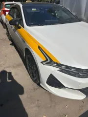 Kia K5, 2020 г.в., VIN: XWEG6417BM0000828, гос.номер: С902РР790, номер двигателя: G4KNLH203046, мощность: 142.6 кВт, объем двигателя: 2497 см³, цвет: Белый, СТС: 9966791021 от 20.03.2024 г., ПТС: 164301008855665 от 22.07.2020 г. Находится в залоге. Пробег не известен, указан для заполнения поля.