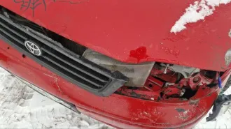 Toyota Carina 1994 года, государственный номер У845СМ124. VIN: SB164ABK00E061384. Цвет красный. Имеются следы коррозии по кузову. После ДТП комплектность и состояние не проверялись. Имущество обращено в доход государства. Документы отсутствуют. Находится в городе Красноярск. Пробег: 0 км. Объем…