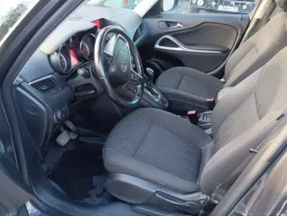 Opel Zafira Tourer, VIN XWFPD9DC1C0006271, легковой универсал, категория B, 2012 г., модель двигателя A14NET 19AT4698, госномер М393НА21, кузов XWFPD9DC1C0006271, цвет темно-серый, мощность 140 л.с. (103 кВт), объем 1362 см³, бензиновый двигатель, ПТС 16 00 400026 от 16.11.2016.