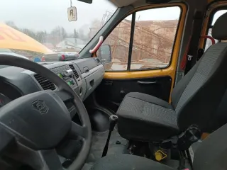 ГАЗ-322121 2016 года выпуска, автобус специальный для перевозки детей. VIN: X96322121H0822660. Пробег: 145213 км. Объем двигателя: 2890 см³. ПТС оригинал.