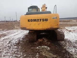 Экскаватор Komatsu PC-200-7 гос. № YA 0071