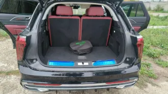 Hongqi HS9 2022, легковой автомобиль, марка Hongqi, модель HS9, год изготовления 2022, цвет черный, VIN LFB1FV690N2L25707. Ознакомиться с порядком продажи и получить дополнительную информацию можно в рабочие дни с 10:00 до 18:00 по предварительной договоренности по телефону 89053491179 или e-mail…