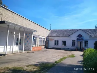 Социально-реабилитационный центр 2106.3 м² Московская область, Серпуховский район, д. Пущино. Общая площадь: 2106.3 м². Кадастровые номера: 50:32:0020107:1139, 50:32:0020107:1140, 50:32:0020107:1165, 50:32:0020107:1163, 50:32:0020107:1164, 50:32:0020107:2042. Имеются ограничения и обременения.