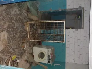 Подвал столярной мастерской, 254,9 м², Антона Петрова 108б, Барнаул. 352/1000 доли (254,9 кв.м) в праве собственности в подвале здания столярной мастерской общей площадью 725 кв.м по ул.Антона Петрова, 108б с кадастровым номером 22:63:040227:315. Год ввода в эксплуатацию: 1966. Вид ограничений и…