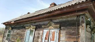 1/4 доли жилого дома 56,1 кв.м, Приморский край, г. Партизанск, 1/4 доля дома и 1/4 доля дома в Приморском крае, еще 1/4 доля дома и 1/4 доля дома в Приморском крае, еще 1/4 доли здания, площадь 56.1 кв.м., назначение: жилой дом, количество этажей: 1, адрес (местонахождение): 692852, Приморский…