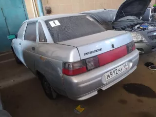 ВАЗ 21102, 2001 год, госномер М912НУ18, VIN: XTA21102010339438, цвет серебристо-голубой, объем 1499 см³, мощность 52.5 кВт (71.4 л.с.), тип: легковой седан. Ключи и документы в наличии. Продается в текущем состоянии, скрытые дефекты не гарантируются.