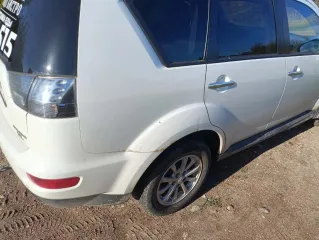 Mitsubishi Outlander 2010 Легковой автомобиль Mitsubishi Outlnder, 2010 года выпуска, VIN Z8TXTCW5WAM900869. Порядок ознакомления с имуществом: в рабочие дни, с 10:00 до 17:00 часов по московскому времени, предварительно согласовав время по телефону 89203603590.