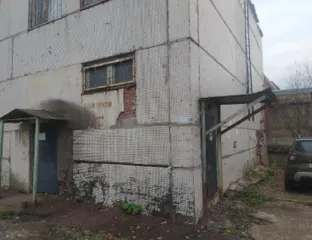 Нежилые помещения 495.4 кв.м, Уфа. Нежилые помещения первого и второго этажей двухэтажного нежилого здания, расположенного по адресу: Республика Башкортостан, г. Уфа, Октябрьский район, ул. Российская, д. 43/13. Площадь объекта 495,4 кв.м. Этаж / этажность: 1,2 / 2. Записи в Едином государственном…