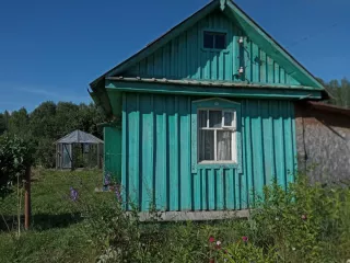 Нежилая постройка: местоположение - Свердловская область, Невьянский район, СНТ №5, участок №41, площадь - 14.3, кадастровый номер - 66:15:0000000:2883, назначение объекта недвижимости - нежилое, виды разрешенного использования - нежилое. Земельный участок: кадастровый номер - 66:15:0106002:41…