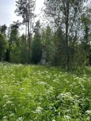 Здание 51,4 кв.м и земельный участок 241190 кв.м в Ленинградской области, Сланцевский район, город Сланцы. Земельный участок кадастровый номер 47:28:0126003:3, категория земли населенных пунктов, разрешенное использование под склад взрывчатых материалов, площадь 241190 кв.м, адрес территория Южная…