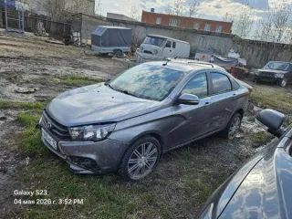 Lada Vesta 2017, автомобиль марки Lada GFL330 Lada Vesta, VIN: XTAGFL330JY136624, г.р.з. Р645НК12, 2017 года выпуска, после аварии, не на ходу, правая сторона повреждена, правое колесо отсутствует (вырвано). Находится на хранении на открытой площадке. Обращен в собственность государства по решению…