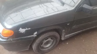 LADA 211440 2010 года, VIN: ХТА 211440А4845932. Дно надо варить. В данный момент авто на ходу, но необходимо заново ремонтировать мотор.