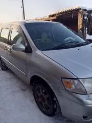 Легковой автомобиль Mazda MPV, 2001 год, серый цвет. ПТС 14РО023806, госномер Т886КТ19. Двигатель 222019, номер 222019, мощность 137.7 л.с. (101.25 кВт), объем 1991 см³. Кузов LWEW-184466, максимальная масса 1995 кг, масса без нагрузки 1610 кг.