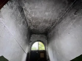 Здание 673,5 кв.м и участок 1194 кв.м, Санкт-Петербург. Здание, по адресу: Санкт-Петербург, внутригородское муниципальное образование города федерального значения Санкт-Петербурга муниципальный округ Нарвский округ, улица Новоовсянниковская, дом 15, литера А, и земельный участок, по адресу…