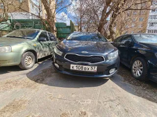 Kia Ceed 2013, 129 л.с., 247900 км, АКПП. Kia JD (CEE'D) 2013, VIN XWEHN812BD0002192. Пробег 247 тыс. Со слов собственника, технического обслуживания требует подвеска, в остальном удовлетворительном техническом состоянии. Более подробное техническое состояние выясняйте самостоятельно в ходе…