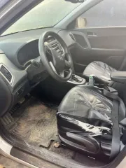 Hyundai Creta 2017 года выпуска, VIN Z94G2813BНR049725, госномер Н365ОХ750. Автомобиль находится в неудовлетворительном состоянии, частично разукомплектован, не на ходу, двигатель не запускается, аккумулятор отсутствует.