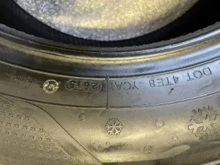 Marshal Izen-RV Stud 255/55 R18 4 шт, автомобильная зимняя шина, количество 4 шт, дата выпуска 28 неделя 2015 года, шины новые, не устанавливались, не эксплуатировались, производитель: Marshal, тип запчасти: автомобильная зимняя шина