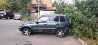 Легковой автомобиль, марка: Шевроле Нива , модель: 212300, год изготовления: 2008, цвет: Темно серо зеленый металлик, VIN: X9L21230080251417, ПТС: 63МН668074, г/н: К839ЕК186, изготовитель  страна : Россия, модель двигателя: 2123, тип двигателя: Бензиновый, двигатель №: 0263239, мощность двигателя…