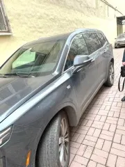 Cadillac XT6, VIN 1GYKP9R48LZ204196, госномер Е 256 ХМ 198. Дефектов не имеет.
