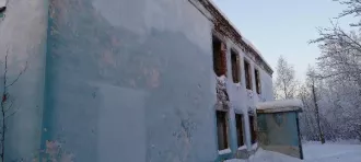 Земельный участок площадью 3613 кв. м,кадастровый номер: 51:14:0020202:66 с расположенным на нем зданием площадью1194,1 кв. м, кадастровый номер 51:14:0020202:82 находящийся по адресу: Мурманская область, г. Апатиты, ул. Октябрьская, владение 8 Земельный участок площадью 3613 кв. м,кадастровый…