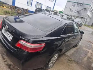 Toyota Camry 2010 Транспортное средство Toyota Camry, 2010 года выпуска, цвет - черный, VIN XW7BE40K40S015696, государственный номер Н580ОС29. Состояние ТС: коррозия и царапины по всему кузову, отсутствует заглушка на замке правой передней двери. (на стоимость сложившуюся по итогам аукциона, будет…