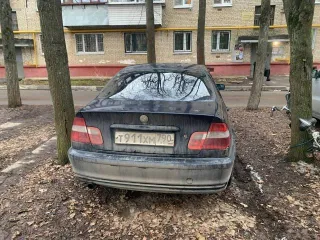 Bmw 316, 1999 год, темно-синий, vin WBAAL11000AX05999, ПТС 36 УТ 858013, госномер Т911ХМ790, модель двигателя 194Е1, бензиновый, номер двигателя 05679239, мощность 105 л. с., объем 1895 см³, кузов WBAAL11000AX05999, разрешенная масса 1785 кг, снаряженная масса 1360 кг.