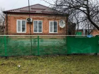 Жилой дом с пристройками, общая площадь 59,6 кв.м, кадастровый номер 23:16:1004001:445, расположен по адресу: Краснодарский край, Курганинский район, с. Урмия, ул. Почтовая, д. 99. Земельный участок категории земли населенных пунктов, разрешенное использование для ведения личного подсобного…
