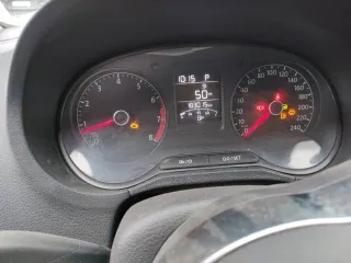 Volkswagen Polo, 2018 года, 125 лс, 183 015 км, АКПП, VIN: XW8ZZZ61ZKG014372. Хорошее техническое состояние (электрообогрев лобового стекла, датчики парковки спереди и сзади и пр.).