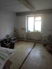 Нежилое встроенное помещение площадью 198,9 кв.м., кадастровый номер 34:14:090002:18599, расположено по адресу: Волгоградская область, Котовский район, г. Котово, ул. 60 лет ВЛКСМ, д. 4. Общие сведения об ограничениях и обременениях: отсутствуют. Кадастровая стоимость: 1 447 542,49 руб. Назначение…