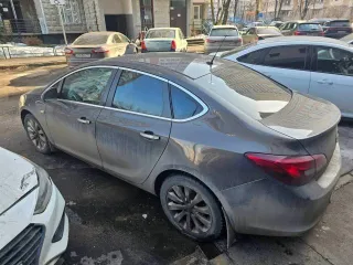 Opel Astra 2013 года, 116 л.с., пробег 122492 км, автоматическая коробка передач. VIN: XUFPE5DD4E3001658, государственный регистрационный знак В018ТА799.
