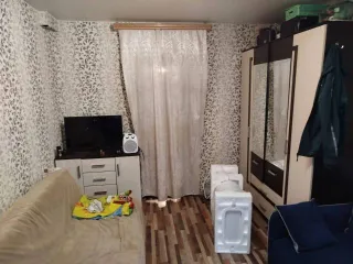 Комната 12.4 кв.м., Саратовская область, г. Саратов, ул. Школьная, д. 11, кв. 1, к. 4. Кадастровый номер: 64:48:040825:2833. Тип здания, этажность: многоквартирный дом, этаж 5. Недвижимость расположена в жилом районе с преимущественной среднеэтажной застройкой. Из однозначных плюсов местоположения…