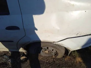 Renault Logan 2011 года, 75 л.с. Легковой автомобиль, марка: Renault, модель: Logan, год изготовления: 2011, цвет: белый, VIN: Х7LLSRВ2НВН449525, ПТС: 77 НК 688767, госномер: С056ТТ36, модель двигателя: K7JA710, номер двигателя: UJ43519, мощность: 75 л.с. (55 кВт), объем двигателя: 1390 куб. см…